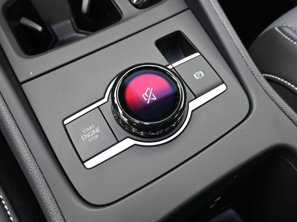 New 2026 Volkswagen Tiguan SE image 18