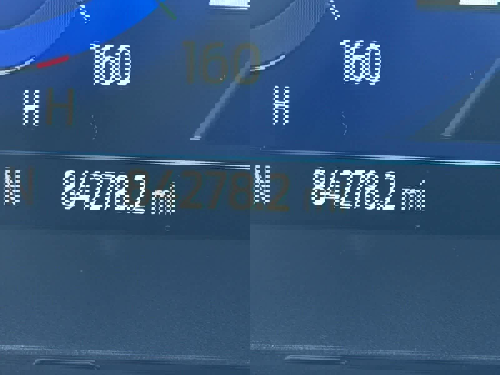 Used 2020 Ford Explorer ST w/ ST Street Pack image 21