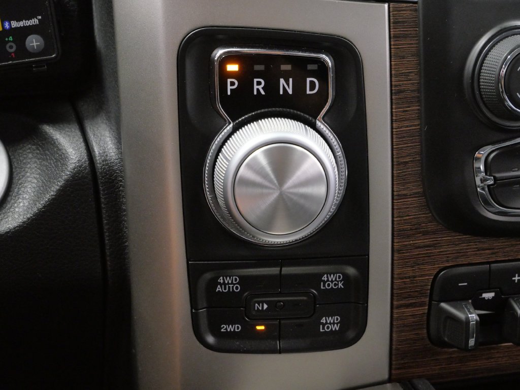 Used 2018 RAM 1500 Laramie w/ Convenience Group AWD/4WD image 24