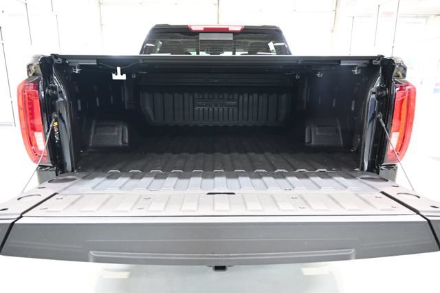 New 2026 GMC Sierra 1500 SLT w/ SLT Premium Plus Package AWD/4WD image 8