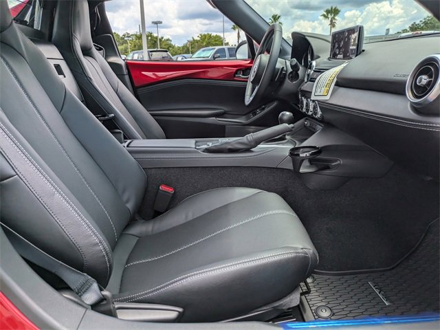 New 2025 MAZDA MX-5 Miata RF Grand Touring w/ Weather Package image 21