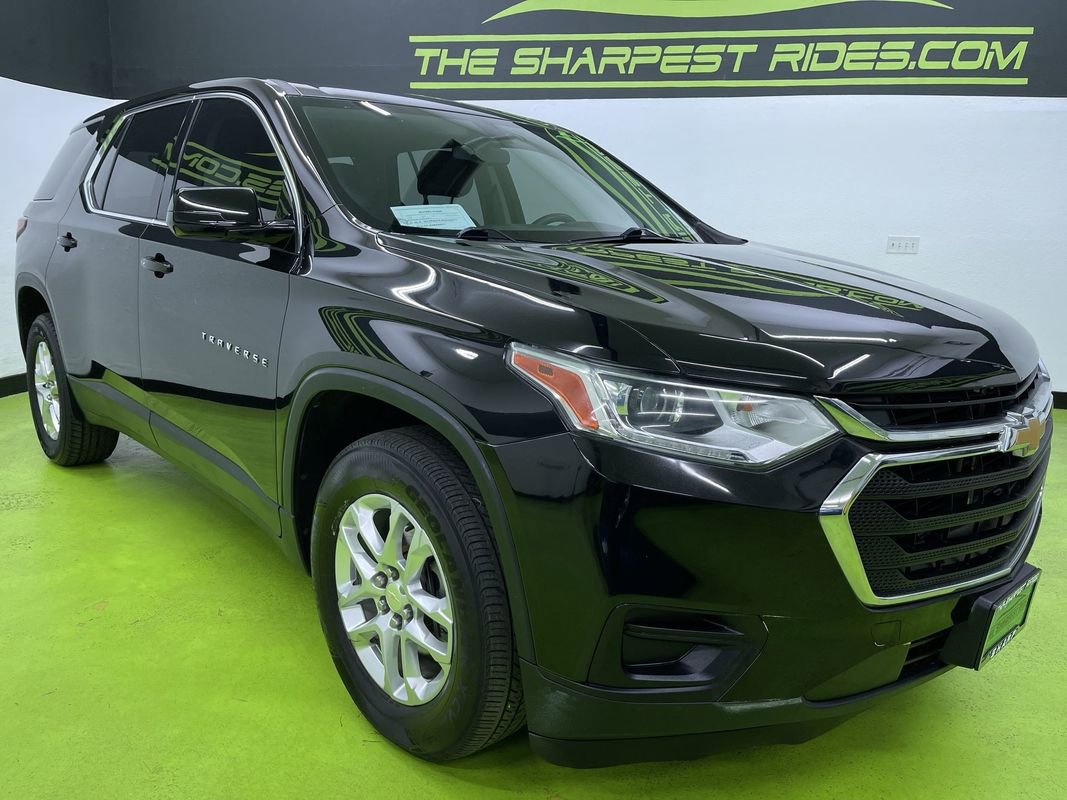 Used 2018 Chevrolet Traverse LS image 2