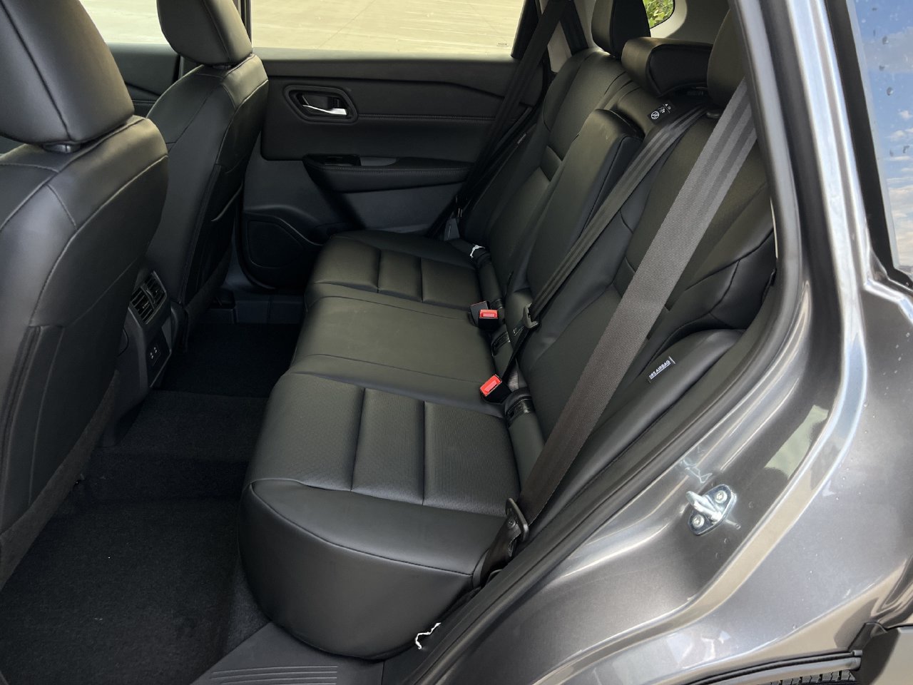 New 2026 Nissan Rogue Dark Armor FWD image 14