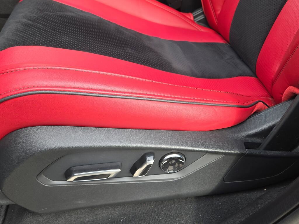 Used 2025 Acura MDX A-Spec image 24