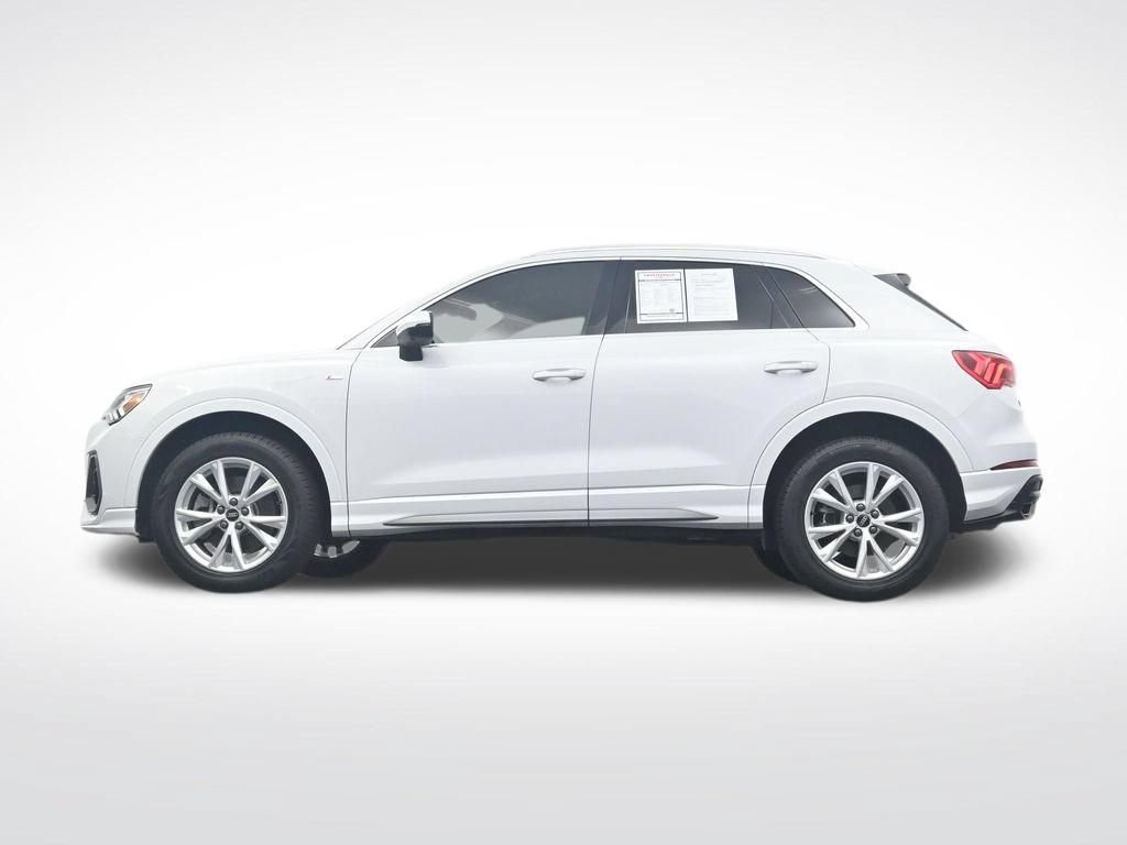 Used 2022 Audi Q3 2.0T Premium Plus w/ Premium Plus Package AWD/4WD image 39