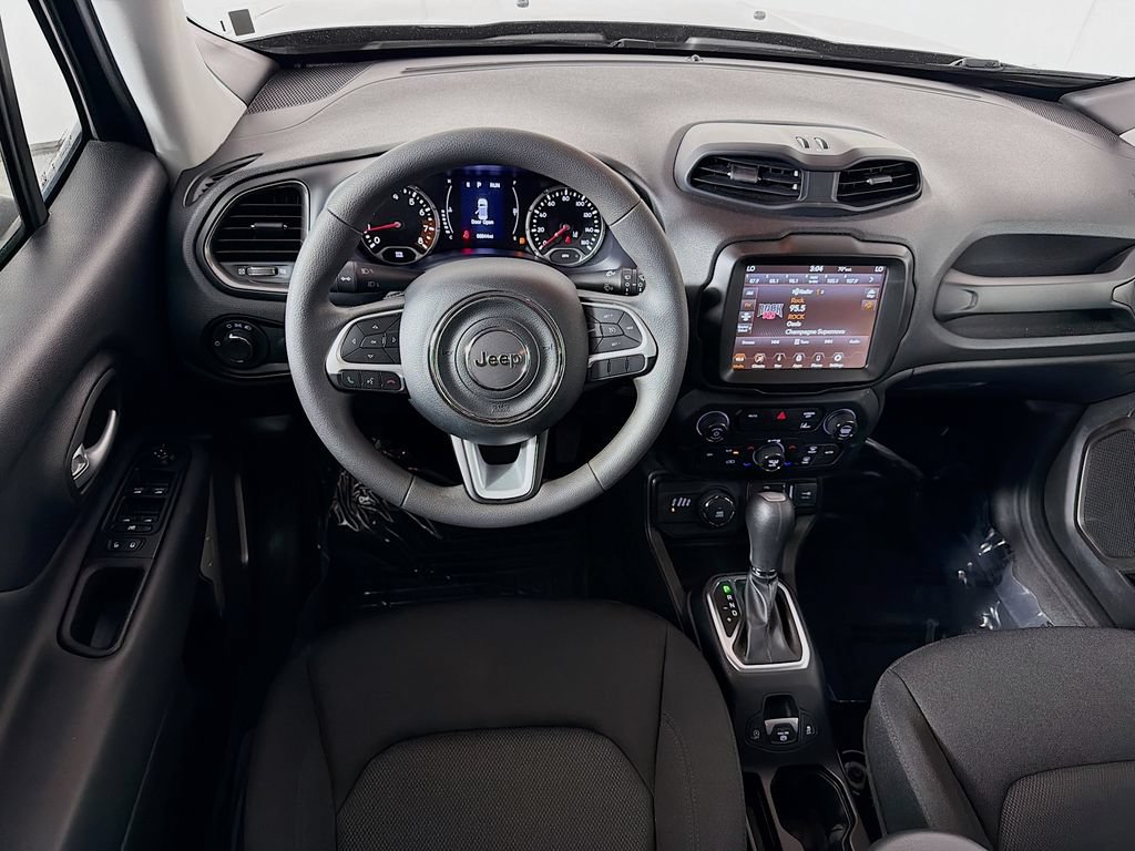 Used 2023 Jeep Renegade Latitude AWD/4WD image 22