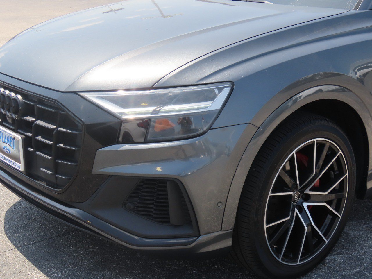 Used 2021 Audi Q8 Premium Plus AWD/4WD image 3