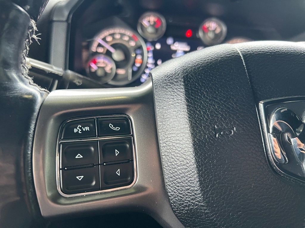 Used 2015 RAM 1500 Limited image 26