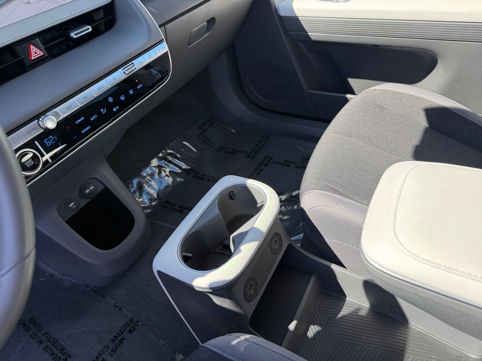 Certified 2024 Hyundai Ioniq 5 SE RWD image 13