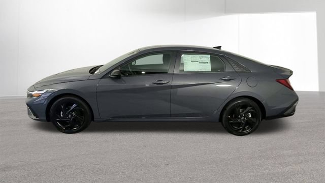 New 2026 Hyundai Elantra Sport FWD image 5