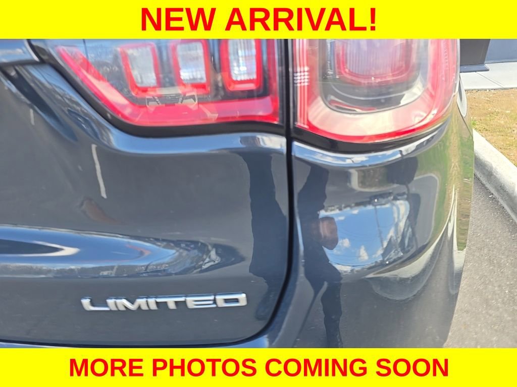 Used 2018 Jeep Compass Limited image 9