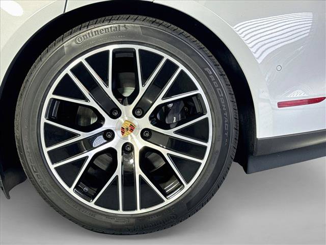 New 2026 Porsche Taycan AWD/4WD image 23