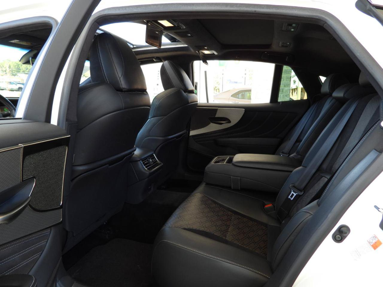 Used 2020 Lexus LS 500 F Sport w/ Cold Weather Package (CK) RWD image 69