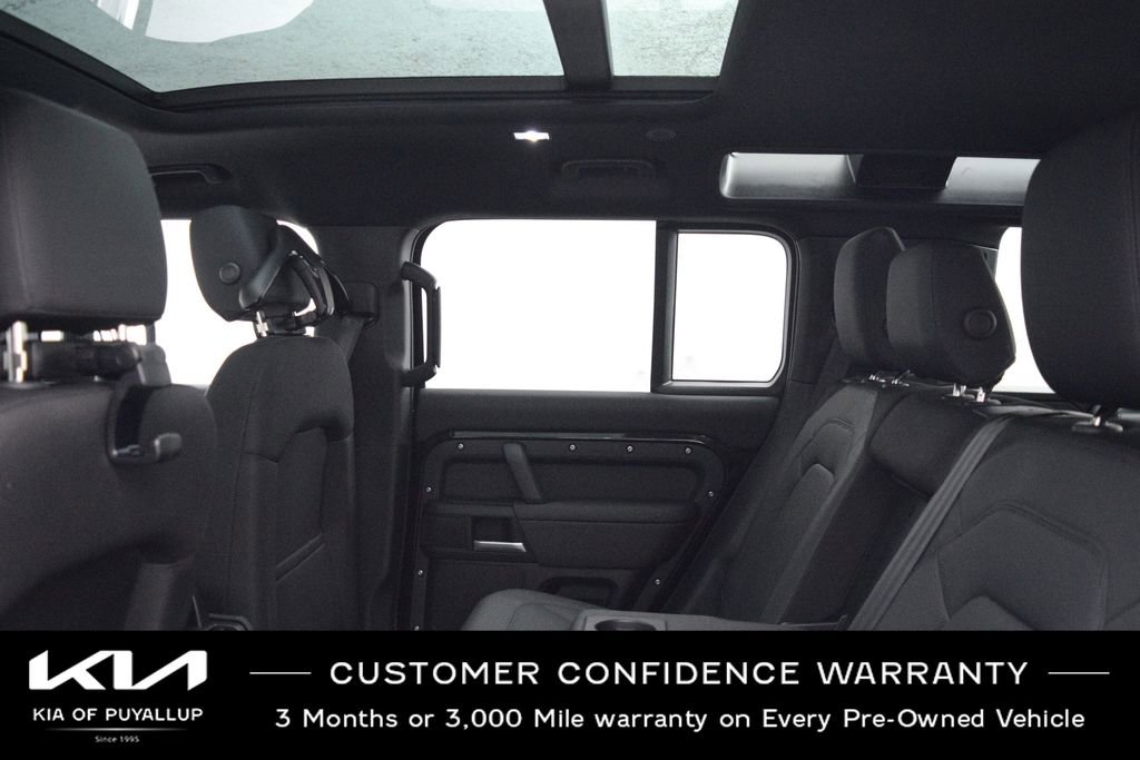 Used 2025 Land Rover Defender 110 S image 12