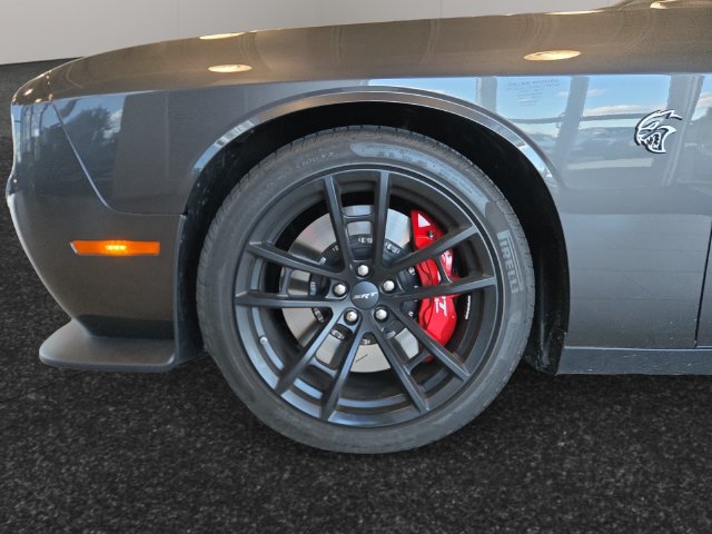 Used 2023 Dodge Challenger SRT Hellcat RWD image 4