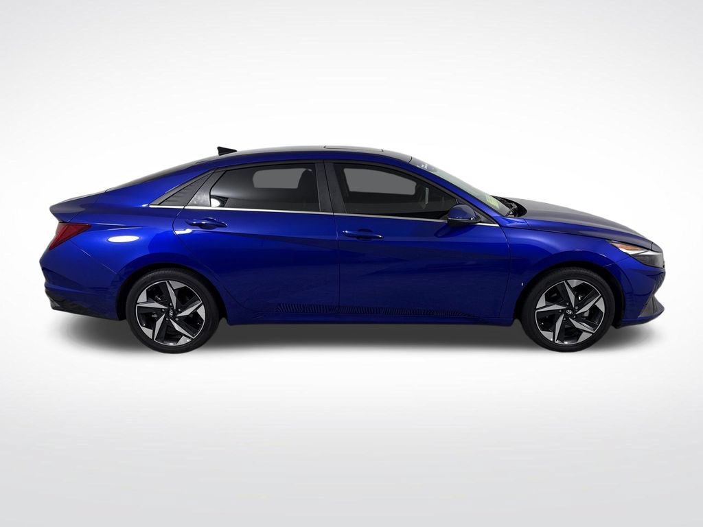 Certified 2023 Hyundai Elantra Limited FWD image 2