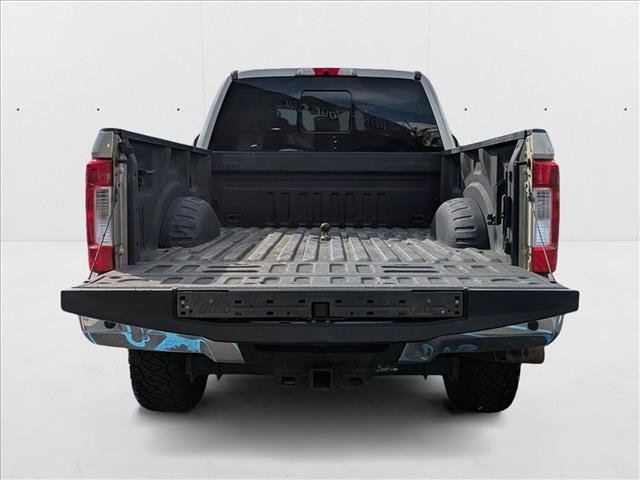Used 2018 Ford F250 Lariat w/ Chrome Package image 7