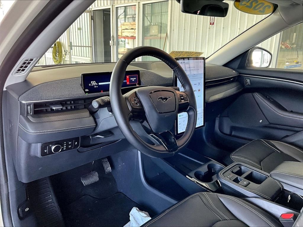 Used 2025 Ford Mustang Mach-E Premium AWD/4WD image 8