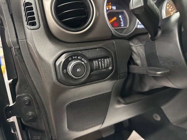 Used 2018 Jeep Wrangler Unlimited Sport S image 27