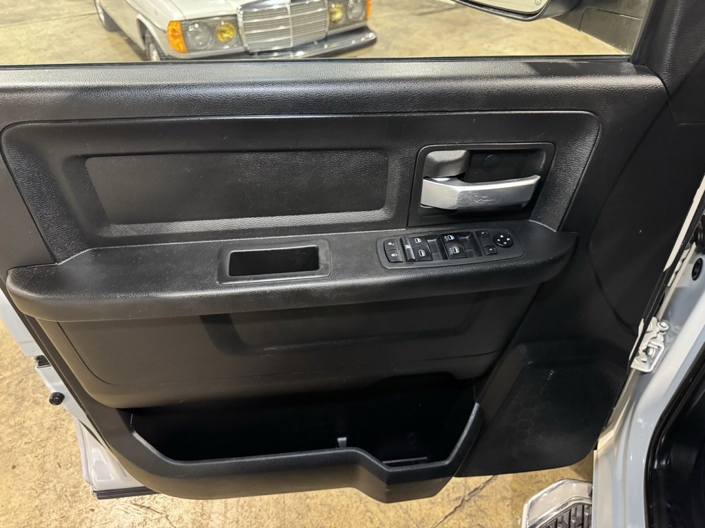 Used 2019 RAM 3500 Tradesman image 24