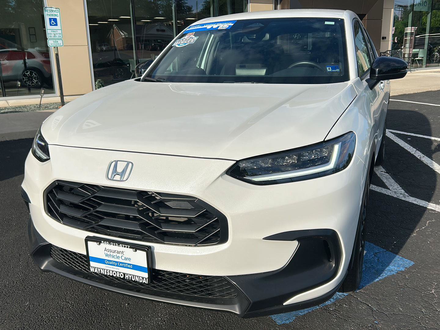 Used 2024 Honda HR-V Sport image 11