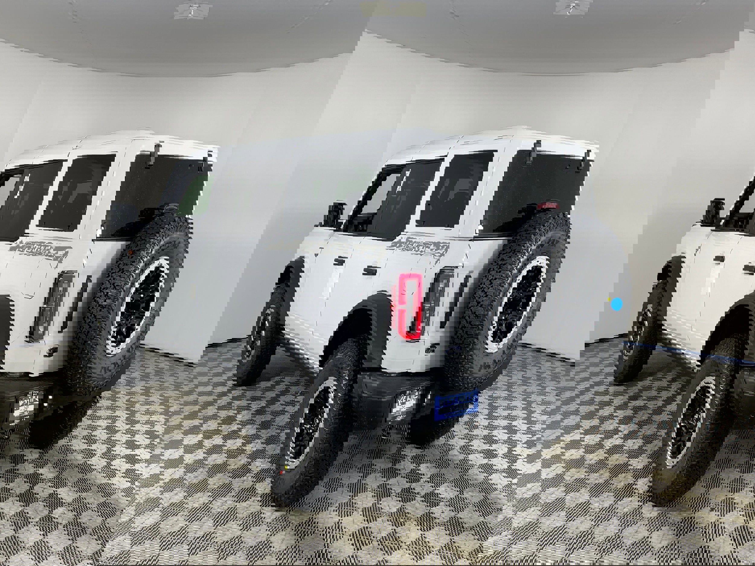 New 2025 Ford Bronco Badlands w/ Sasquatch Package image 5