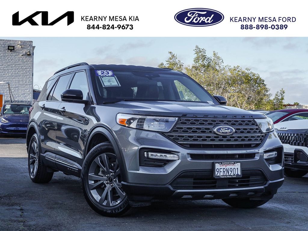 Used 2023 Ford Explorer XLT w/ Equipment Group 202A image 1
