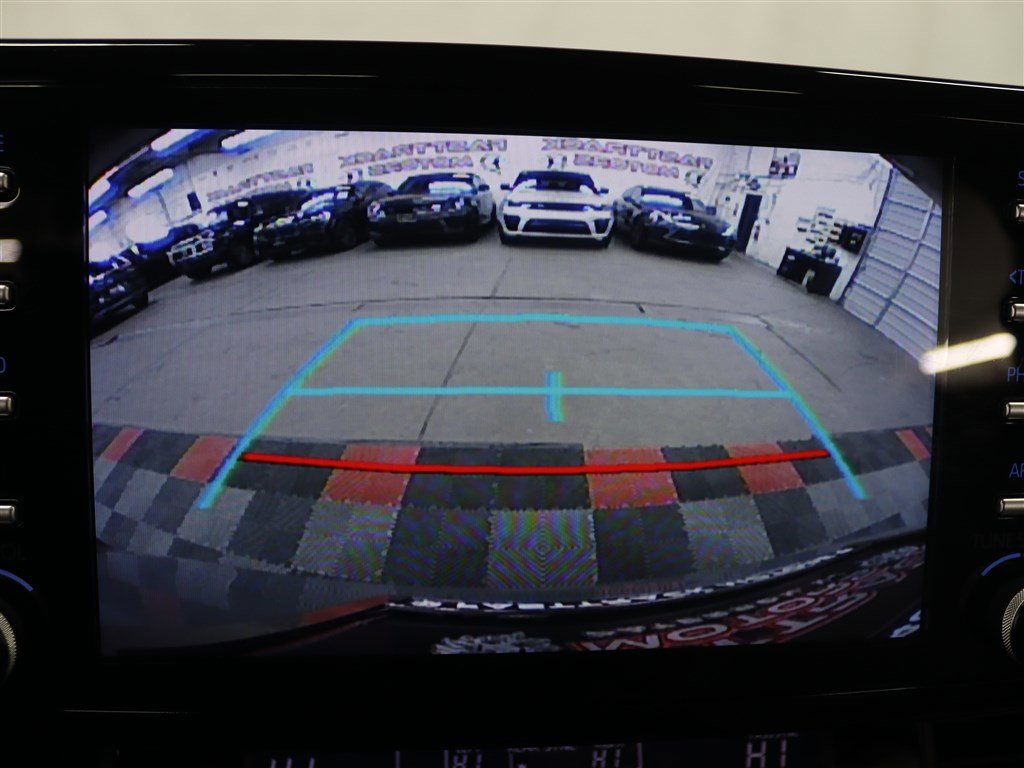 Used 2023 Toyota Sienna XLE image 25