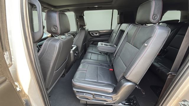 Used 2023 Chevrolet Suburban RST w/ Max Trailering Package image 19