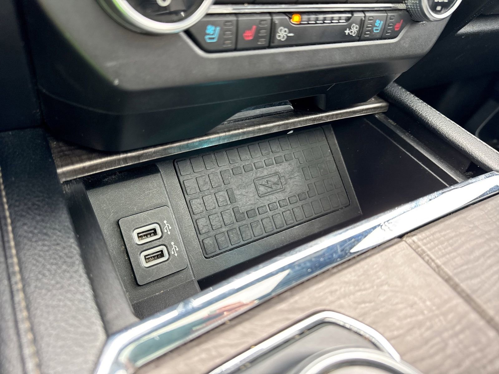 Used 2018 Ford Expedition Max Limited w/ Equipment Group 302A AWD/4WD image 39