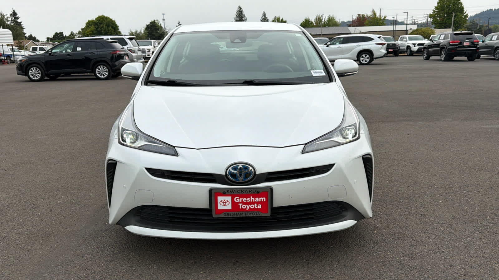 Used 2022 Toyota Prius LE FWD image 5