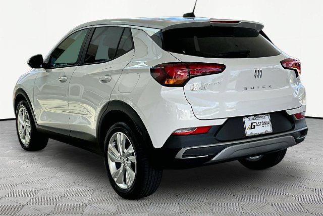 New 2026 Buick Encore GX Preferred w/ Comfort Package FWD image 3