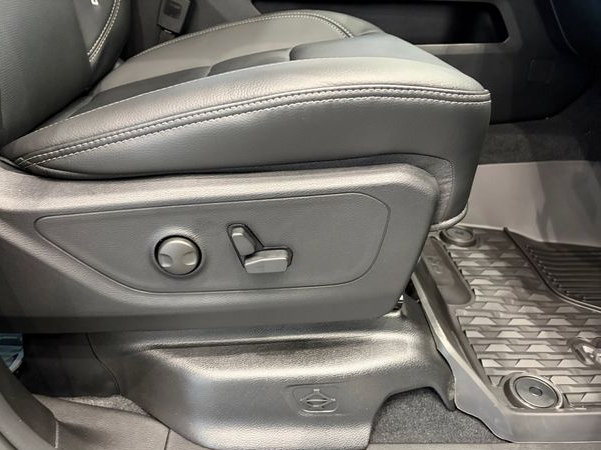 New 2026 RAM 1500 Rebel w/ Rebel Level 2 Equipment Group AWD/4WD image 28