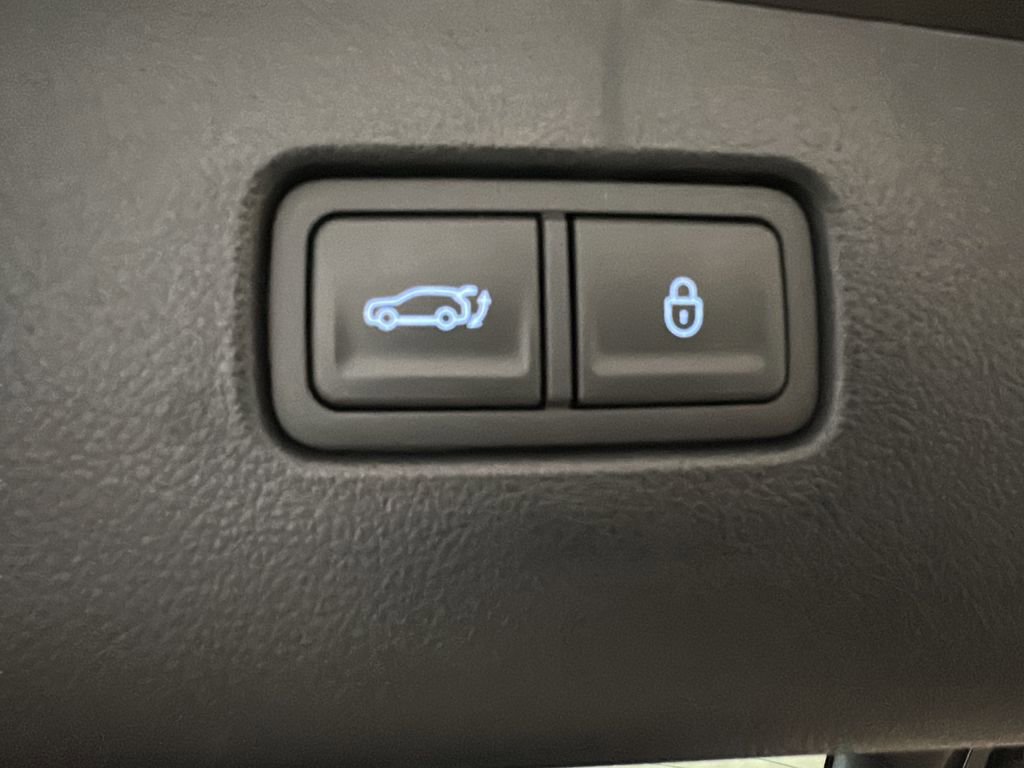 Certified 2026 Genesis GV70 2.5T Select image 20