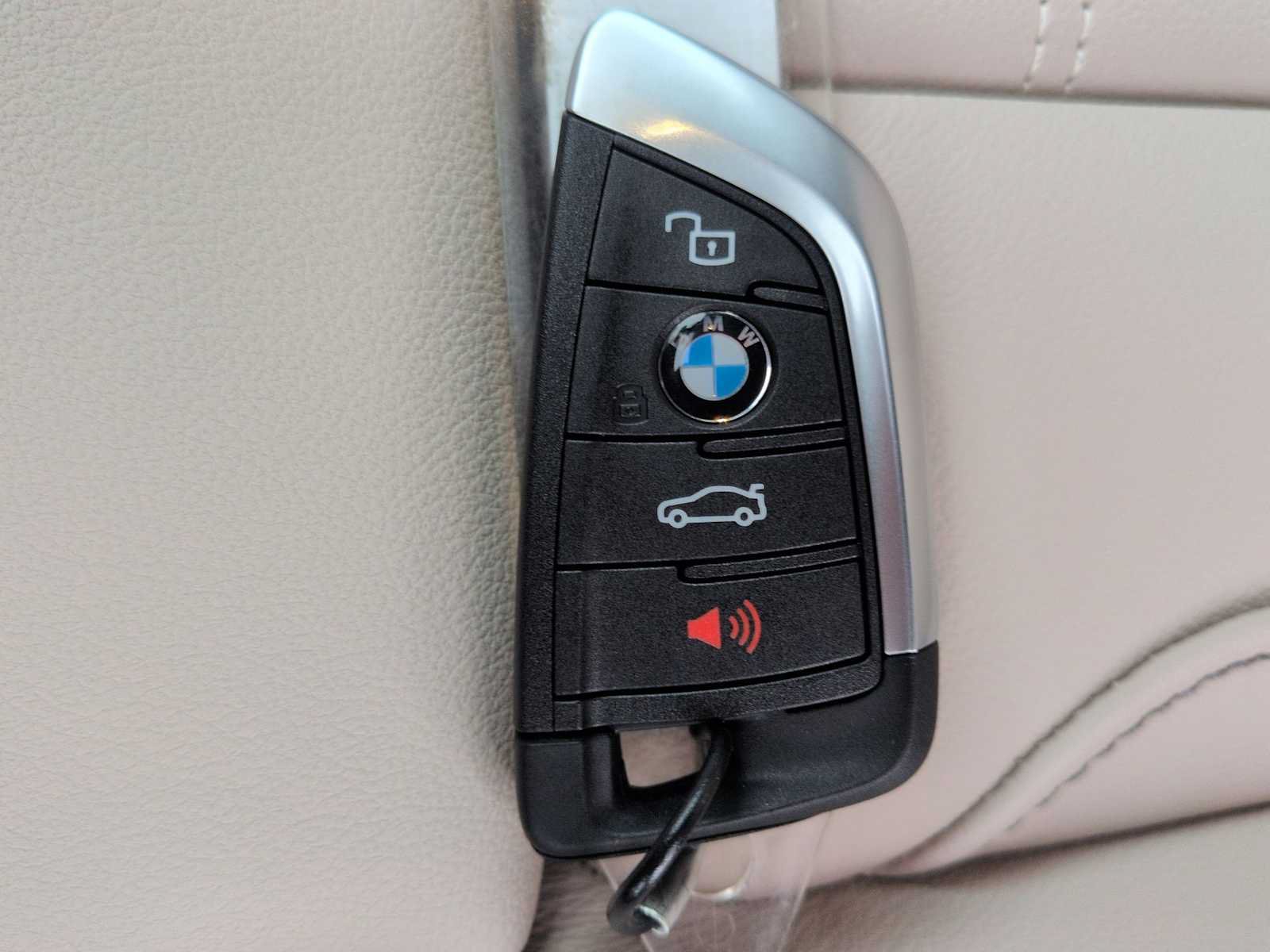 Used 2026 BMW i4 xDrive40i w/ M Sport Package AWD/4WD image 37
