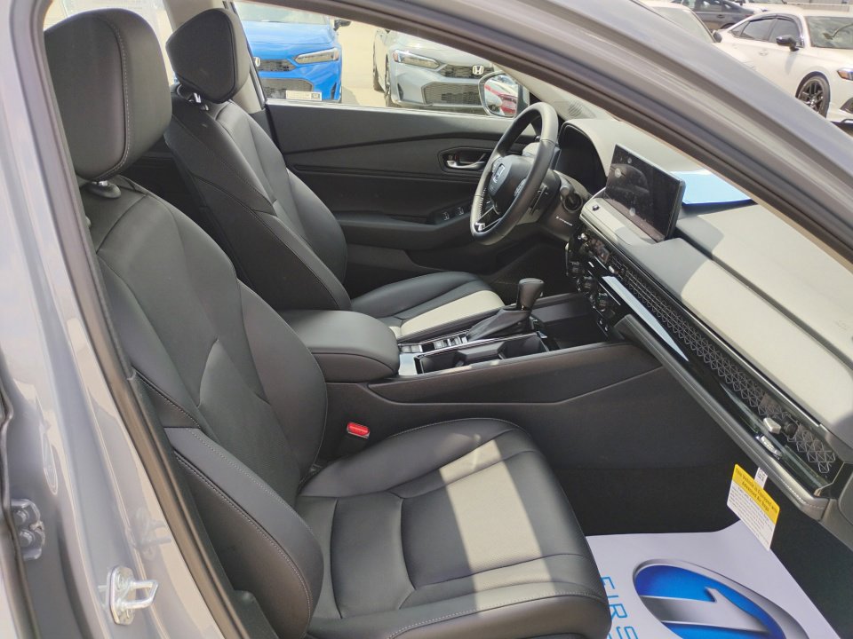 Certified 2025 Honda Accord EX-L image 28