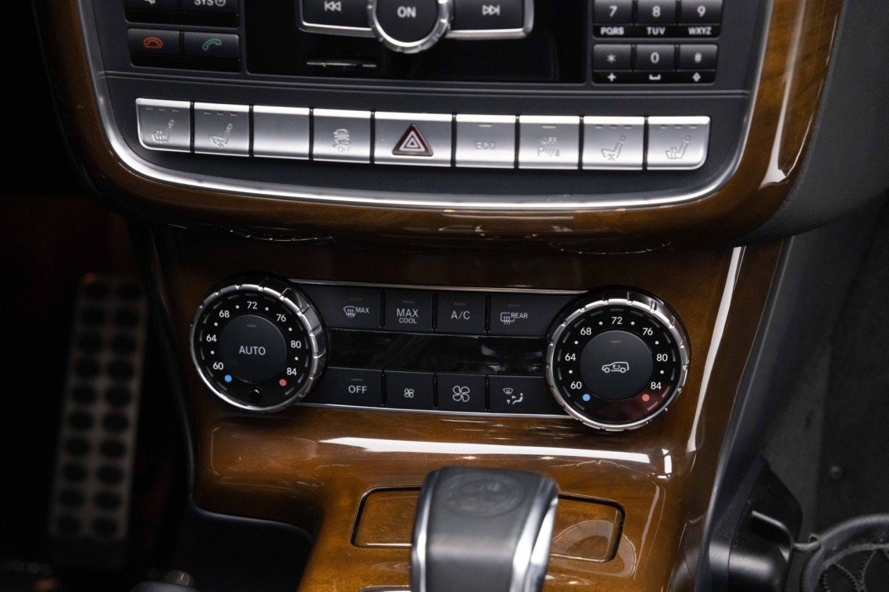 Used 2014 Mercedes-Benz G 63 AMG 4MATIC image 28