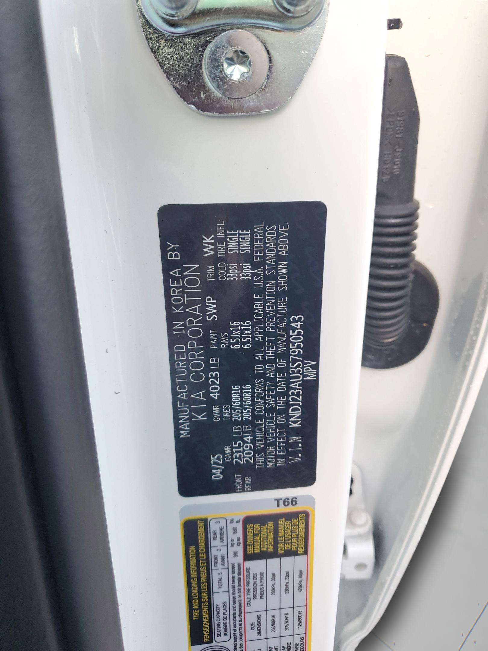 Used 2025 Kia Soul LX w/ LX Technology Package image 32