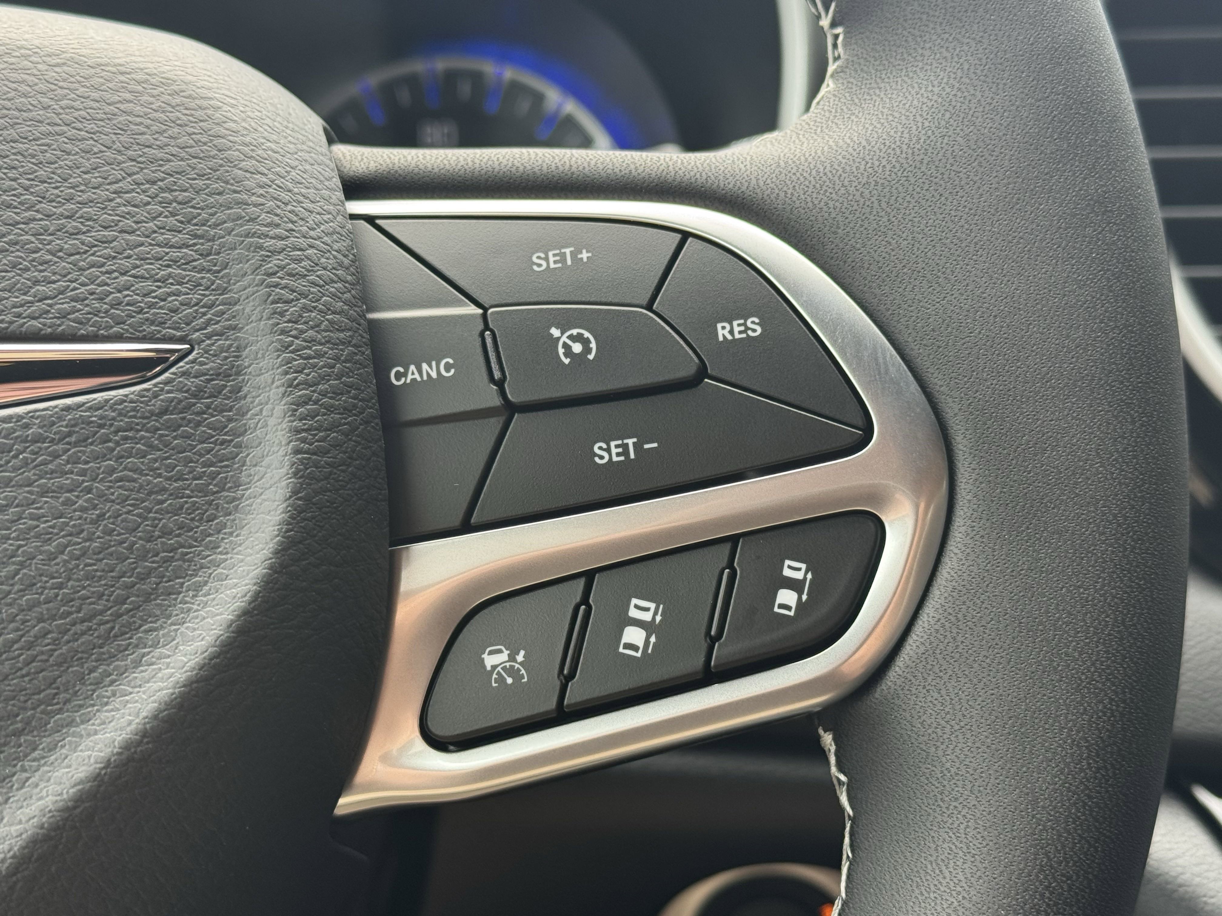 New 2025 Chrysler Voyager LX image 14