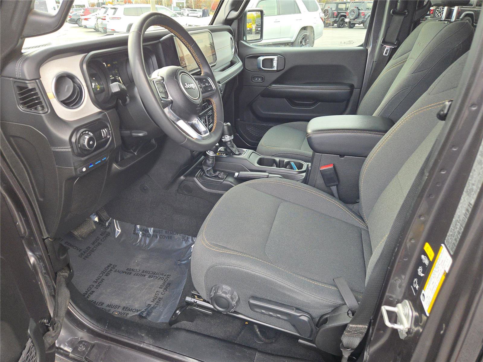 Used 2024 Jeep Wrangler Sahara image 25