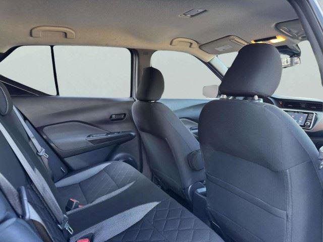 Used 2020 Nissan Kicks S FWD image 41