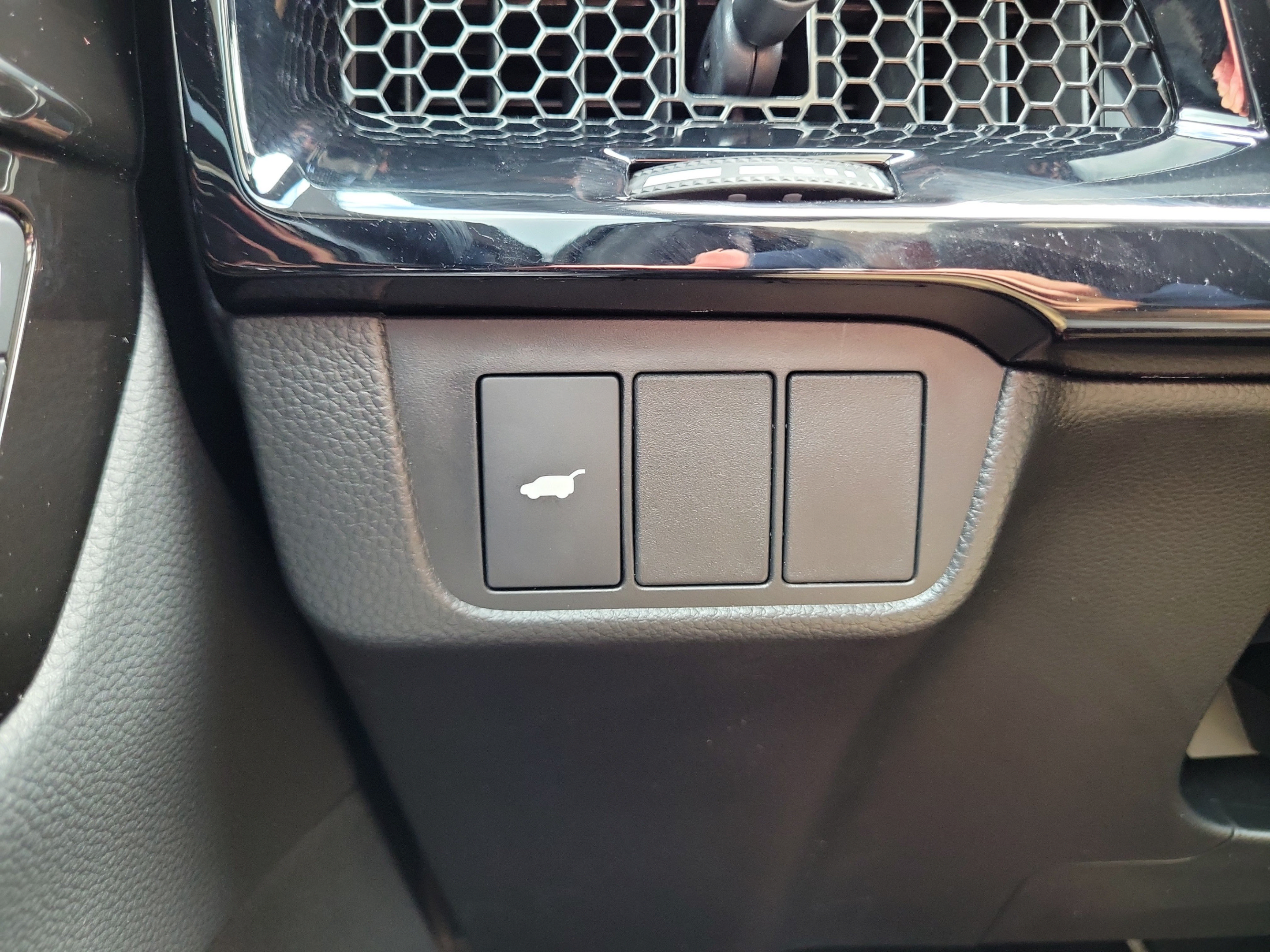 Certified 2026 Honda CR-V Sport Touring image 30
