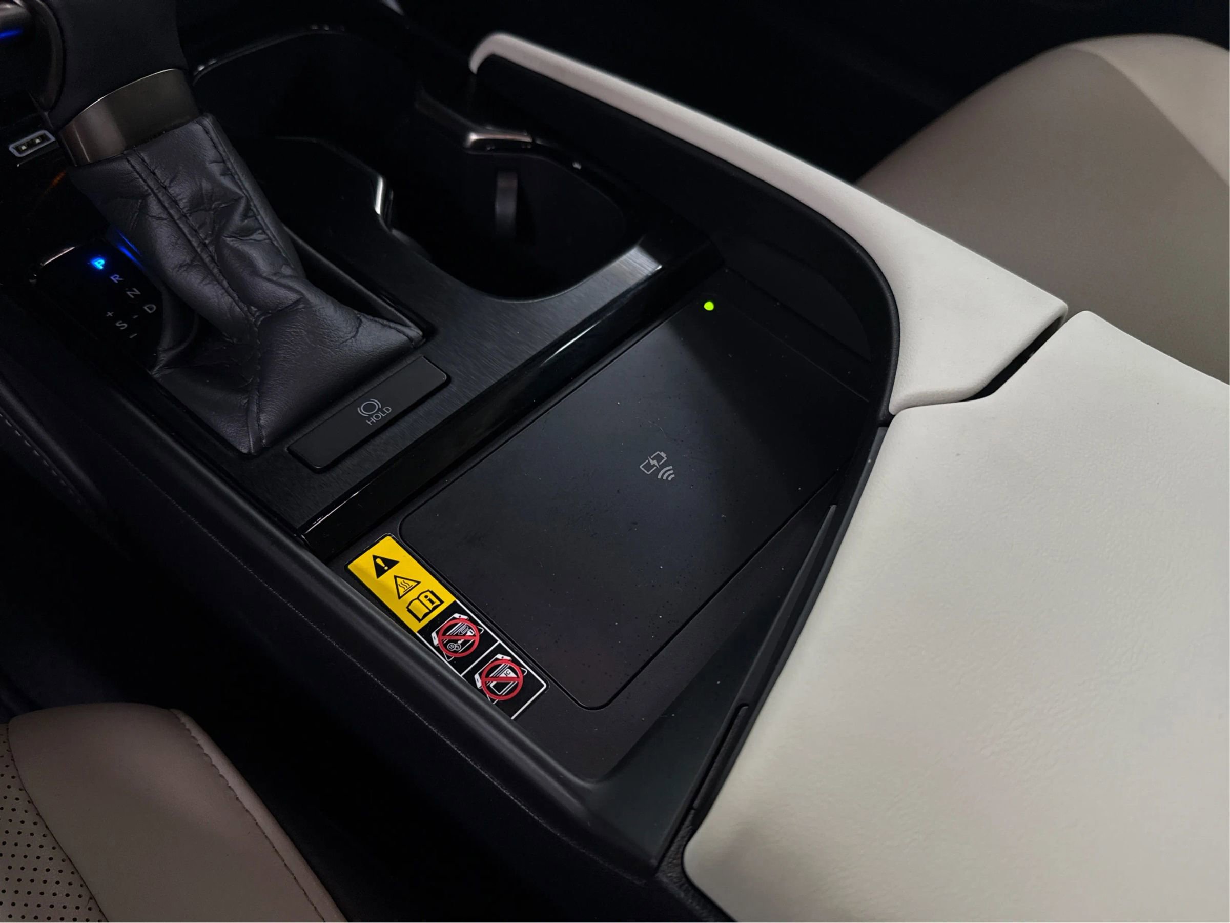 Used 2025 Lexus ES 350 w/ Premium Package FWD image 29