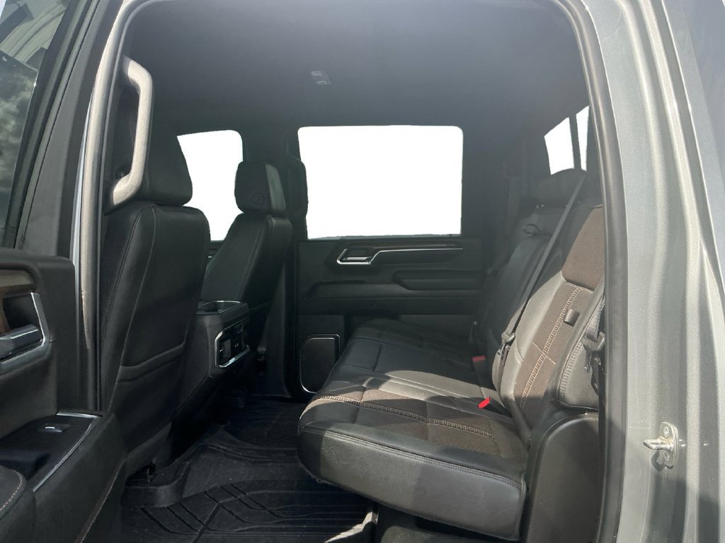Used 2024 Chevrolet Silverado 2500 High Country w/ High Country Premium Package AWD/4WD image 21