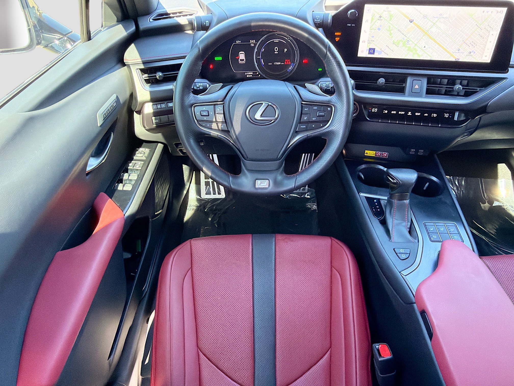 Used 2024 Lexus UX 250h F Sport image 17