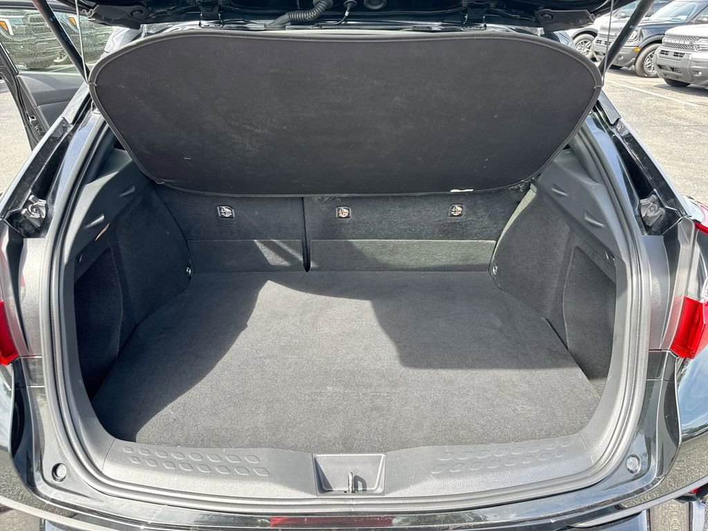 Used 2021 Toyota C-HR LE FWD image 23
