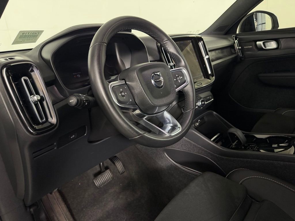 Used 2023 Volvo XC40 Recharge Ultimate w/ Protection Package Premier image 22