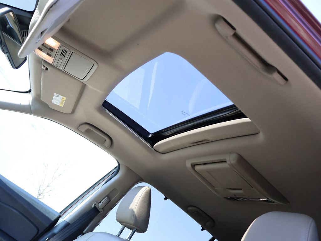 Used 2018 Honda Pilot Touring image 46