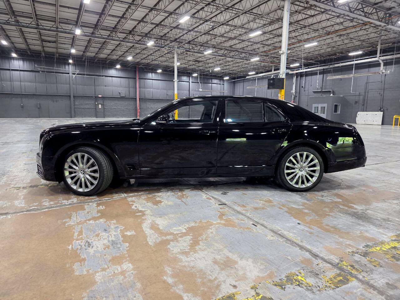 Used 2017 Bentley Mulsanne RWD image 7