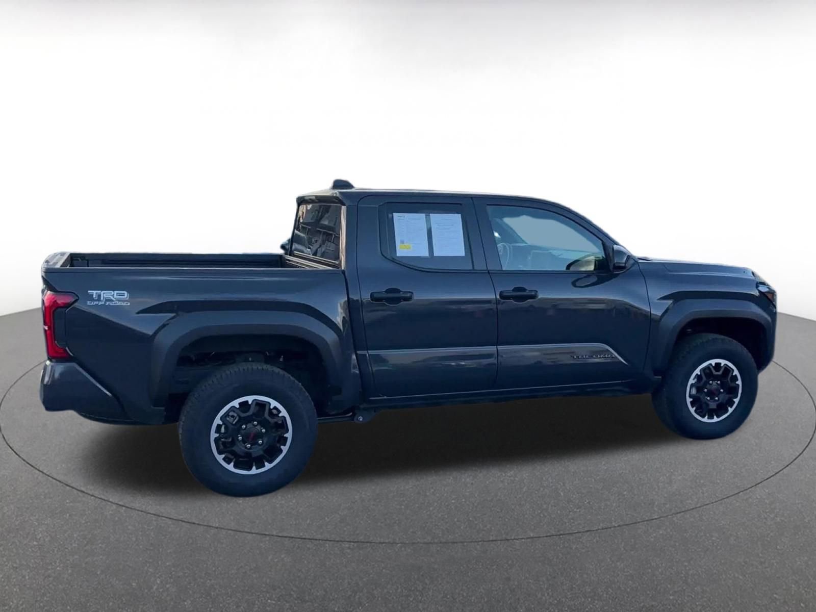 Used 2025 Toyota Tacoma SR image 15
